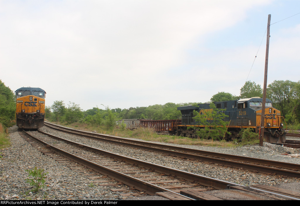 Two CSX Trains at Mt Winans